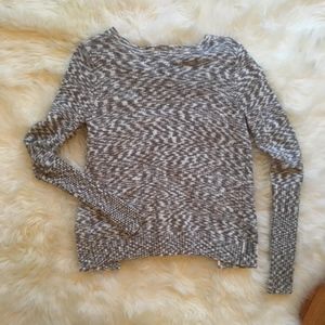 Open Back Grey/White patterned sweater